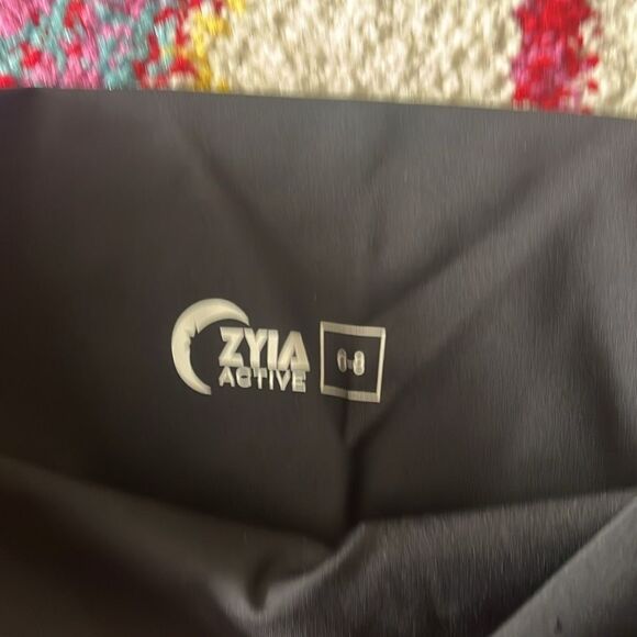 EUC WOMENS 6-8 ZYIA ACTIVE CROP CAPRI LEGGINGS - Picture 4 of 7